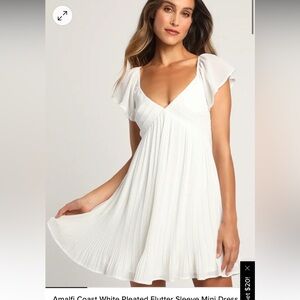 Lulus Amalfi Coast White Pleated Flutter Sleeve Mini Dress. Size small